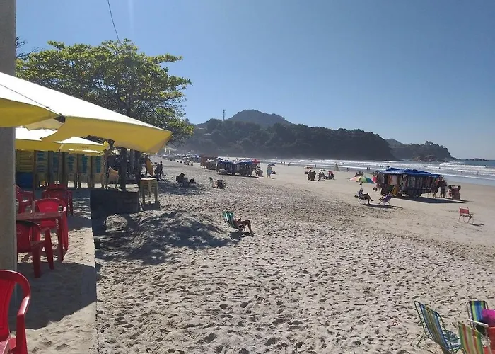 Apartamento com piscina churrasqueira em Ubatuba
